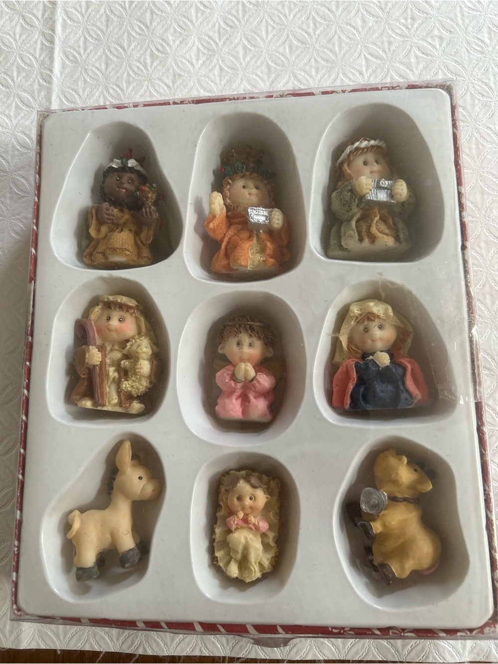 Small Pets Figurine Set - Assorted Colors